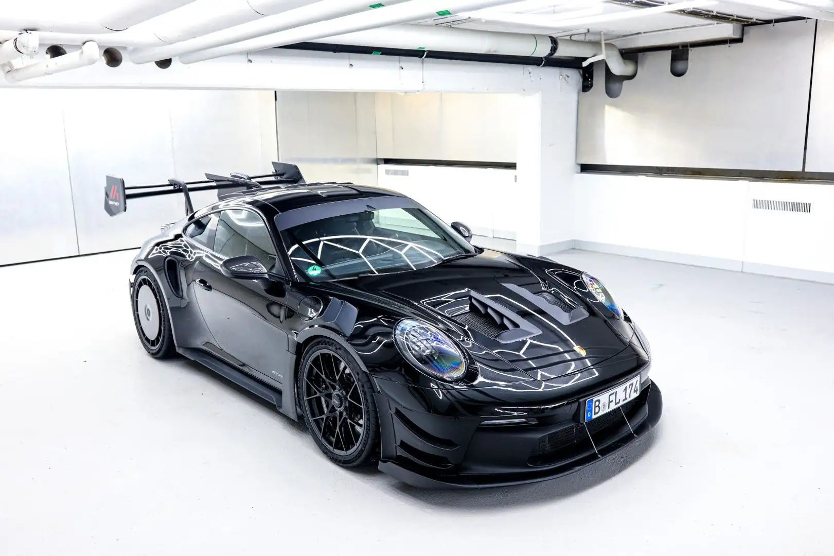 Porsche 992 GT3 RS Manthey PCCB Lift Garantie Schwarz - 1
