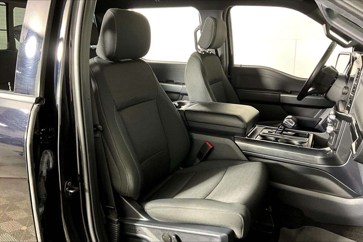 used 2022 Ford F-150 car, priced at $34,998