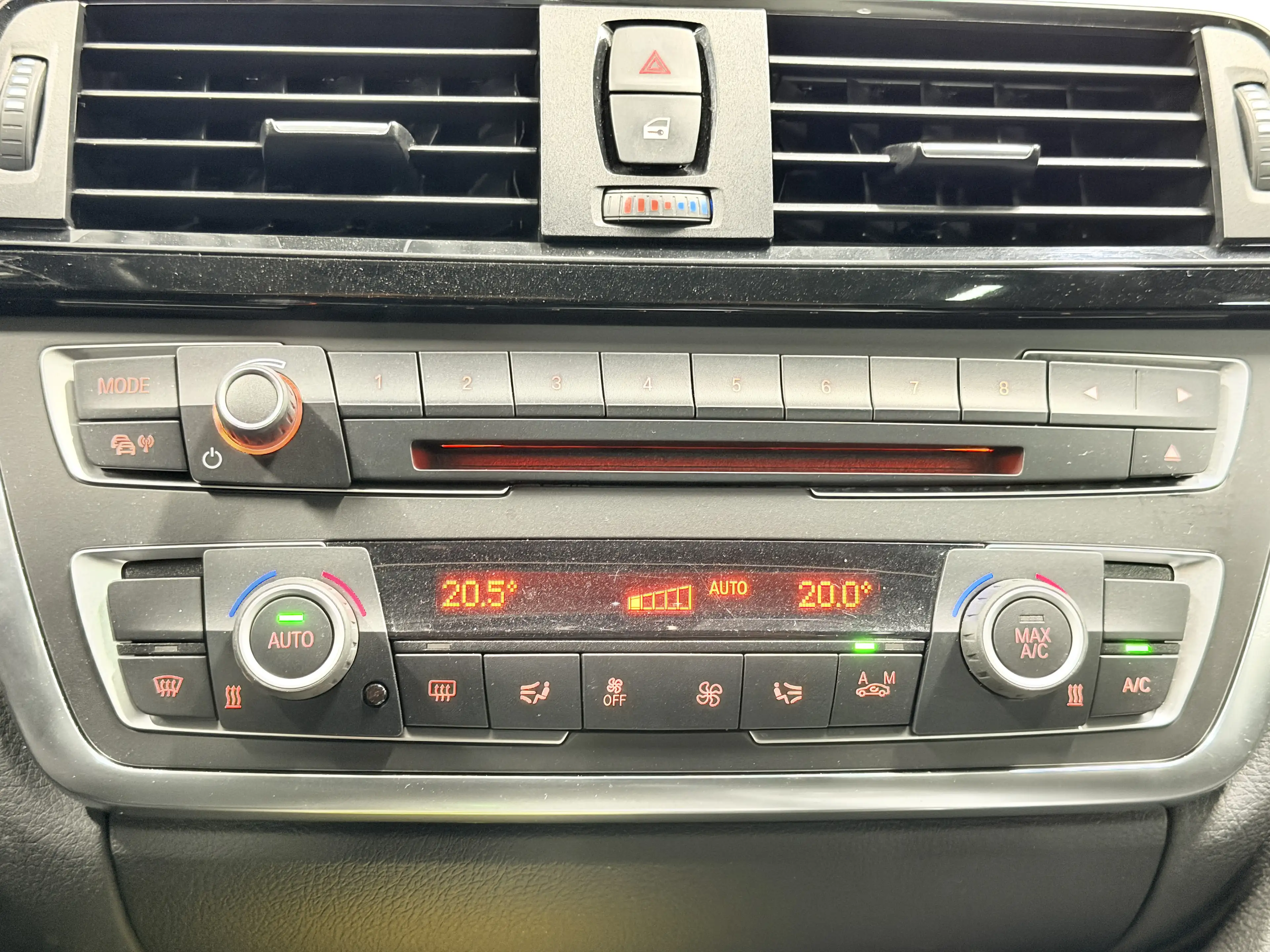 BMW 328 Gran Turismo 328iAs xDrive Luxury Line — photo 12