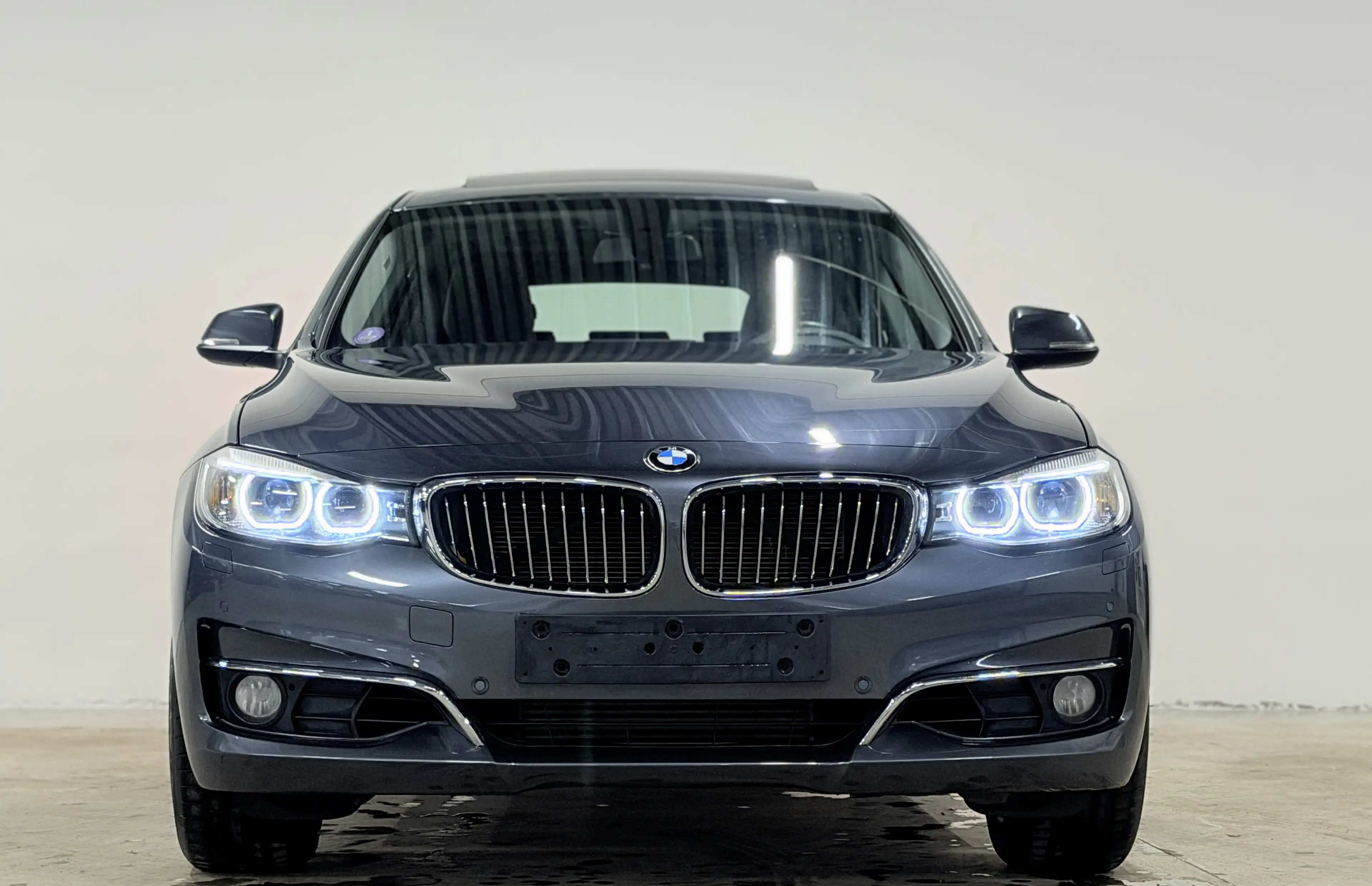 BMW 328 Gran Turismo 328iAs xDrive Luxury Line — photo 2