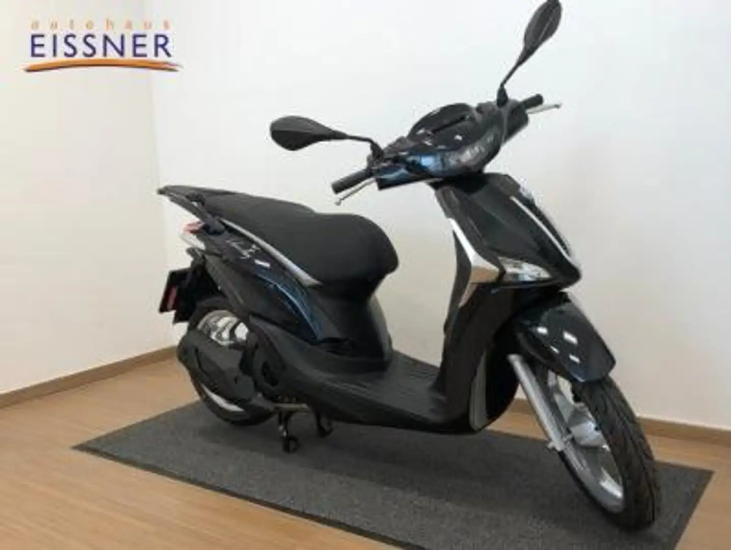 Piaggio Liberty 125 Negro - 1