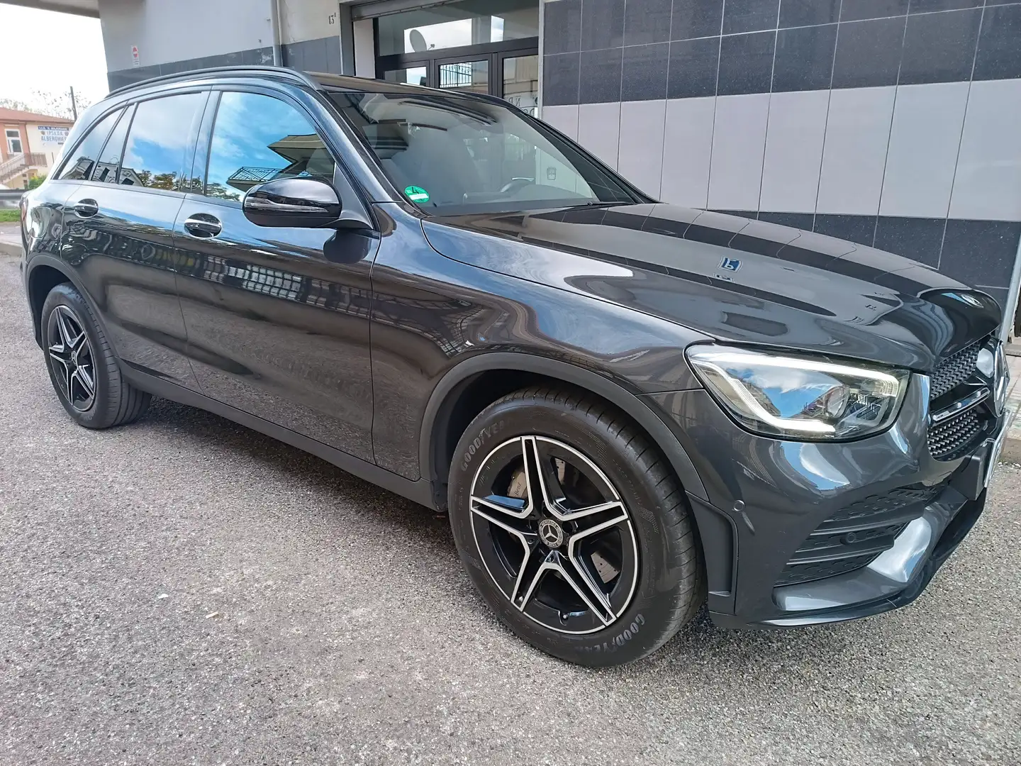 Mercedes-Benz GLC 220 GLC 220d AMG 4matic Grigio - 2