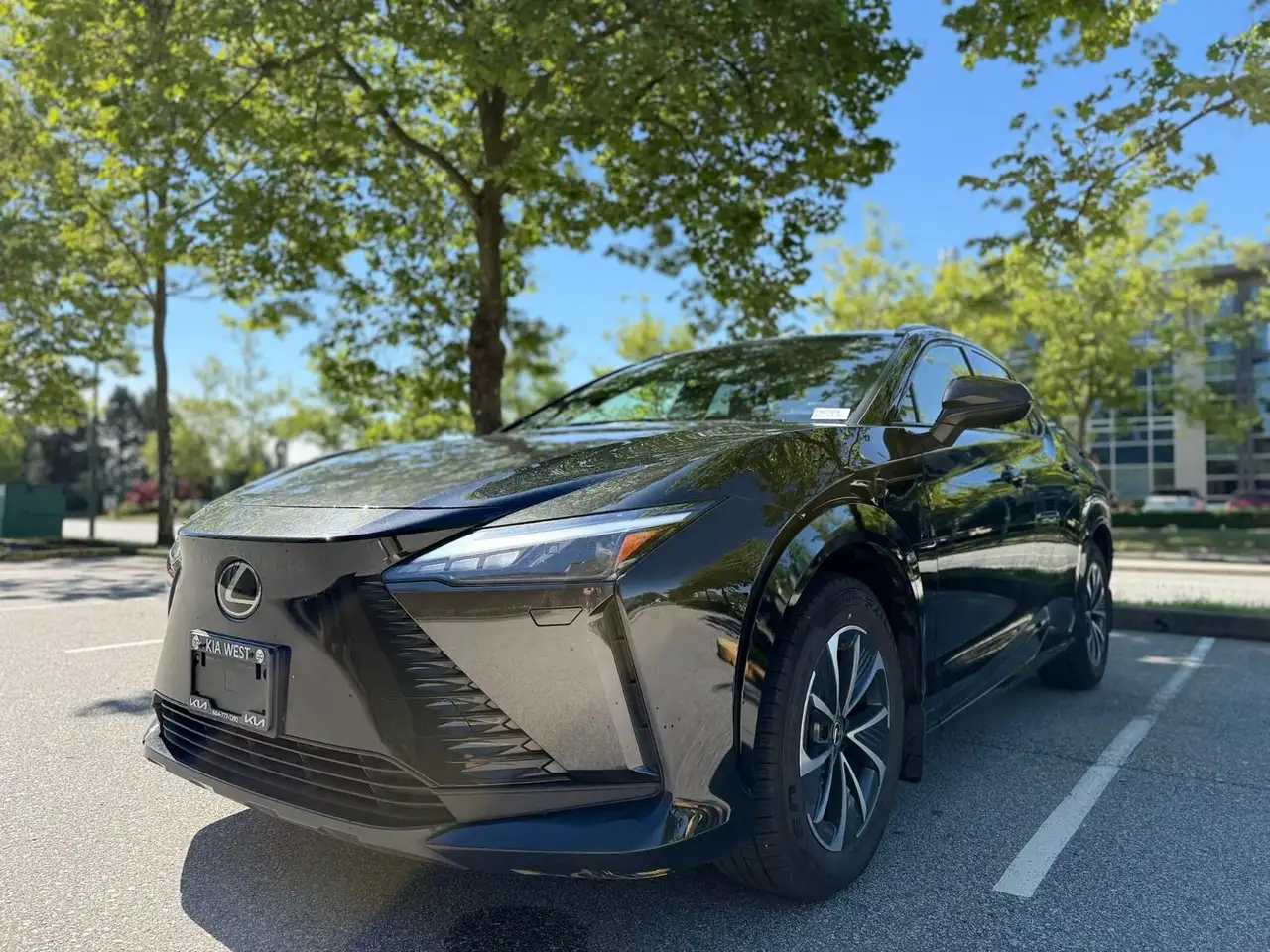 2023 Lexus RZ