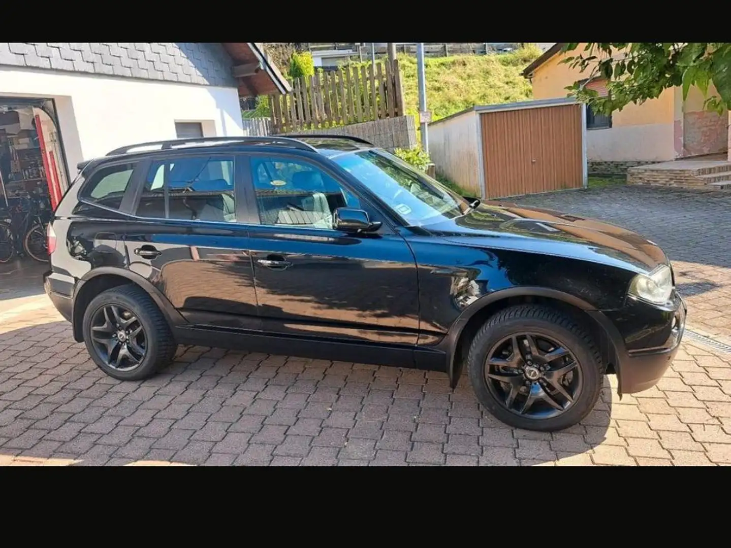 BMW X3 3.0sd Aut. Schwarz - 1