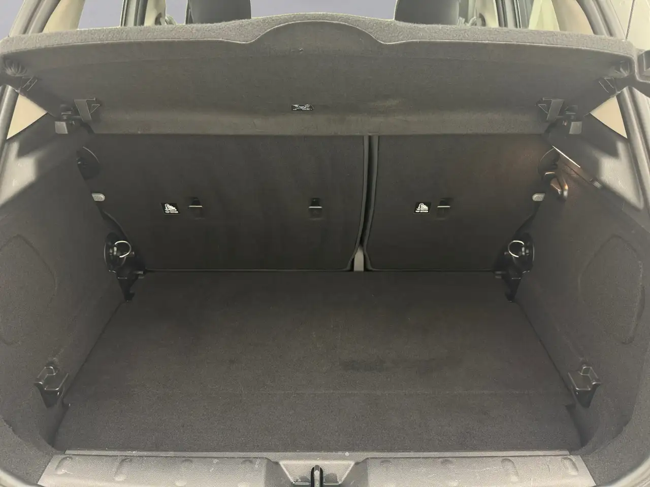 MINI Cooper 1.5 Cooper Classic 5 porte 17
