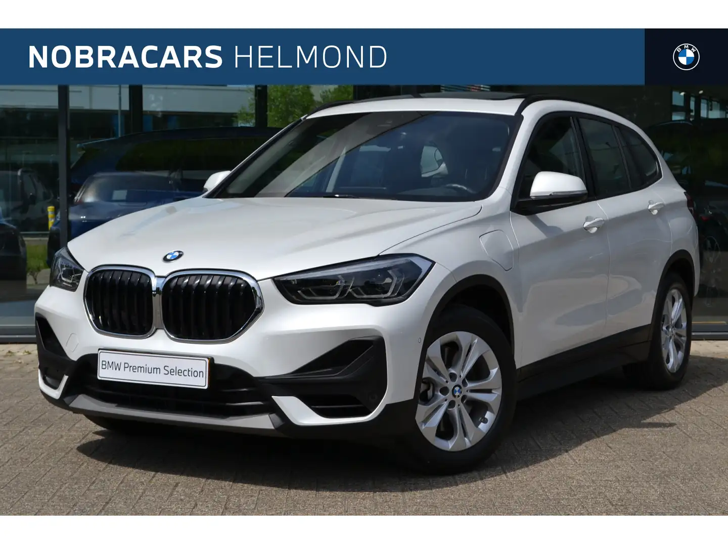 BMW X1 xDrive25e High Executive / Panoramadak / Trekhaak Blanco - 1