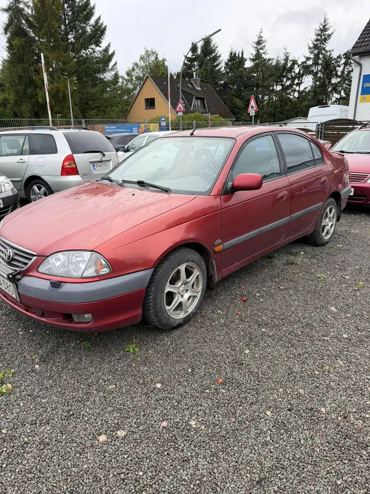 Toyota Avensis 2.0 D4D, foto 2