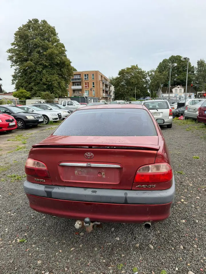 Toyota Avensis 2.0 D4D, foto 4