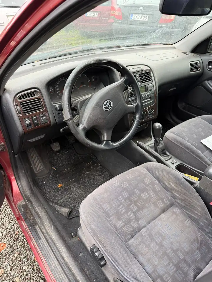 Toyota Avensis 2.0 D4D, foto 11