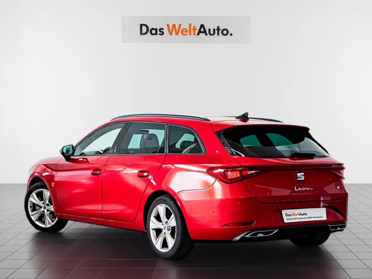 SEAT Leon ST 1.5 eTSI S&S FR DSG-7 150 Rojo - 2