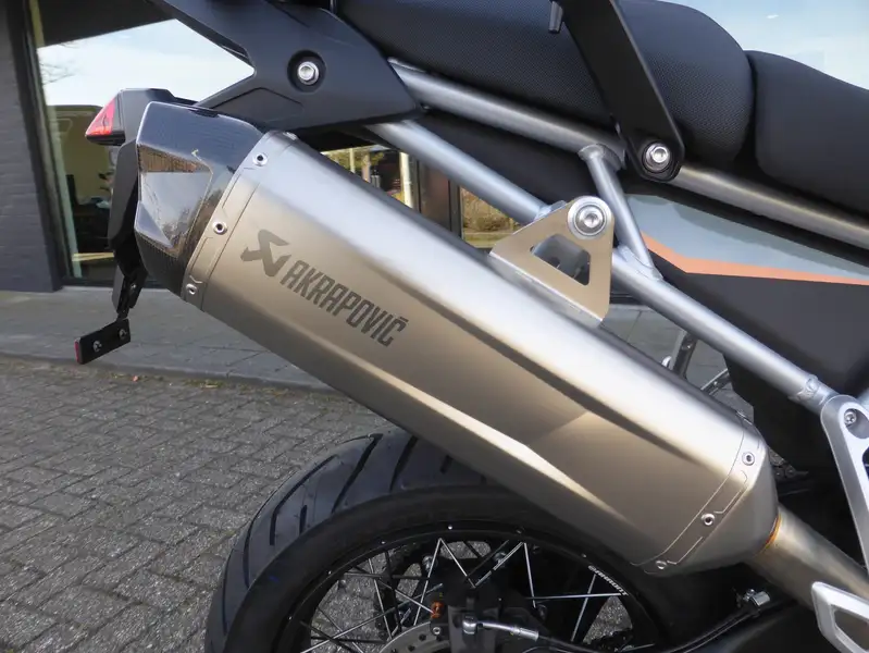 Triumph Tiger 900 - foto 6