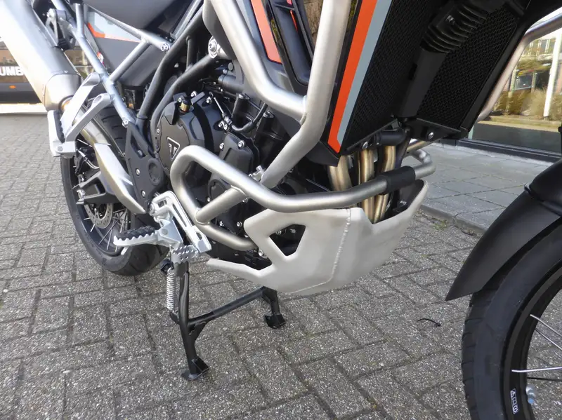Triumph Tiger 900 - foto 4