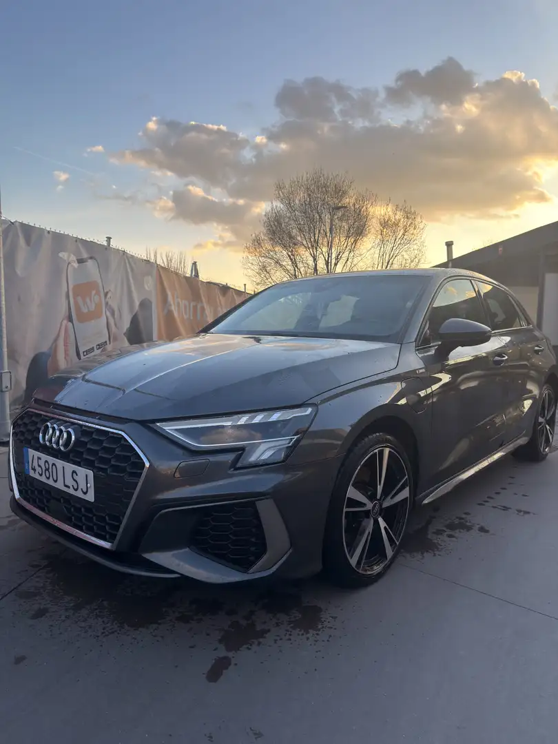 Audi A3 Sportback 40 TFSIe S line tronic - 1