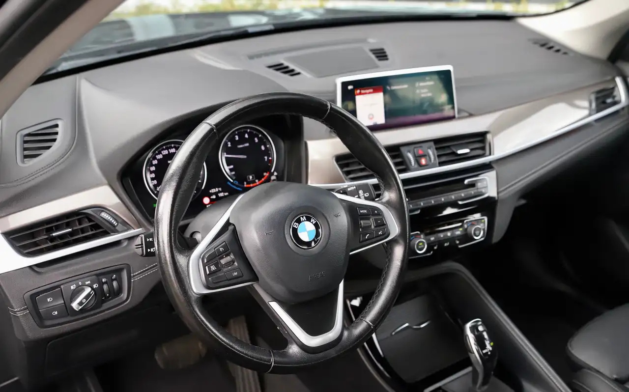 BMW X1 sDrive18 1.5iA LED Cruise Leder DAB Navi Zetelverwarming Ambient Lane Assist ..., миниатюра 14