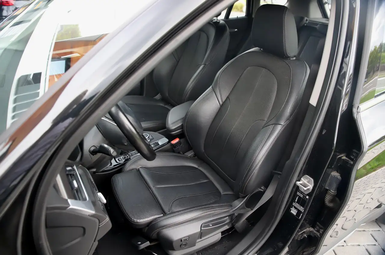 BMW X1 sDrive18 1.5iA LED Cruise Leder DAB Navi Zetelverwarming Ambient Lane Assist ..., миниатюра 15
