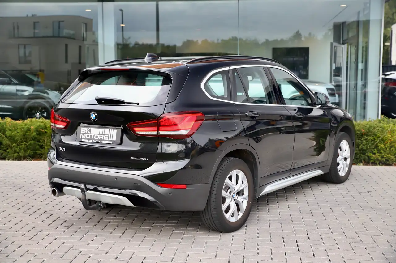 BMW X1 sDrive18 1.5iA LED Cruise Leder DAB Navi Zetelverwarming Ambient Lane Assist ..., миниатюра 3