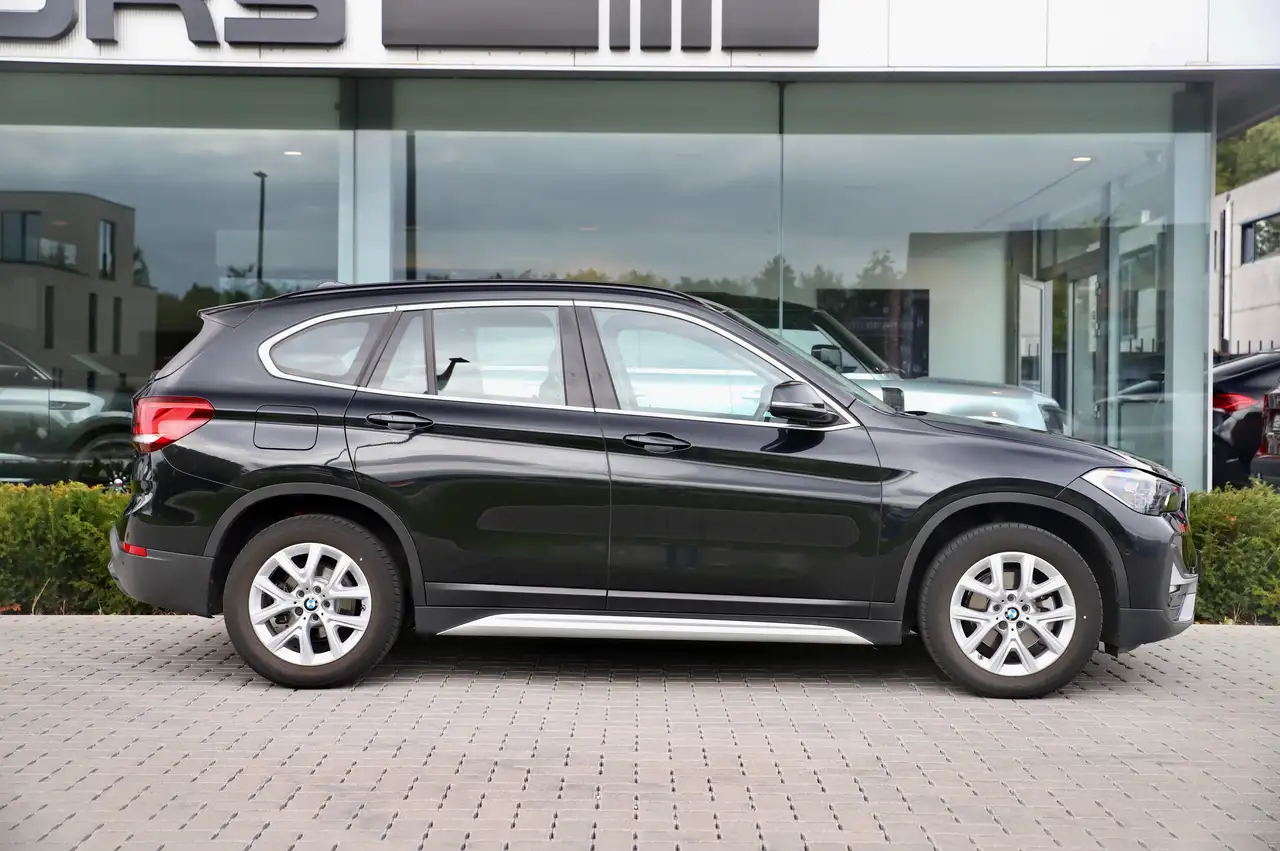 BMW X1 sDrive18 1.5iA LED Cruise Leder DAB Navi Zetelverwarming Ambient Lane Assist ..., миниатюра 7