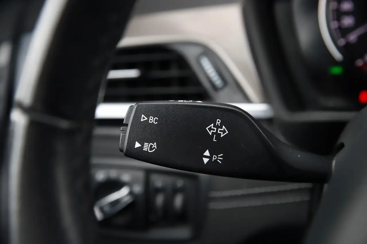 BMW X1 sDrive18 1.5iA LED Cruise Leder DAB Navi Zetelverwarming Ambient Lane Assist ..., миниатюра 22