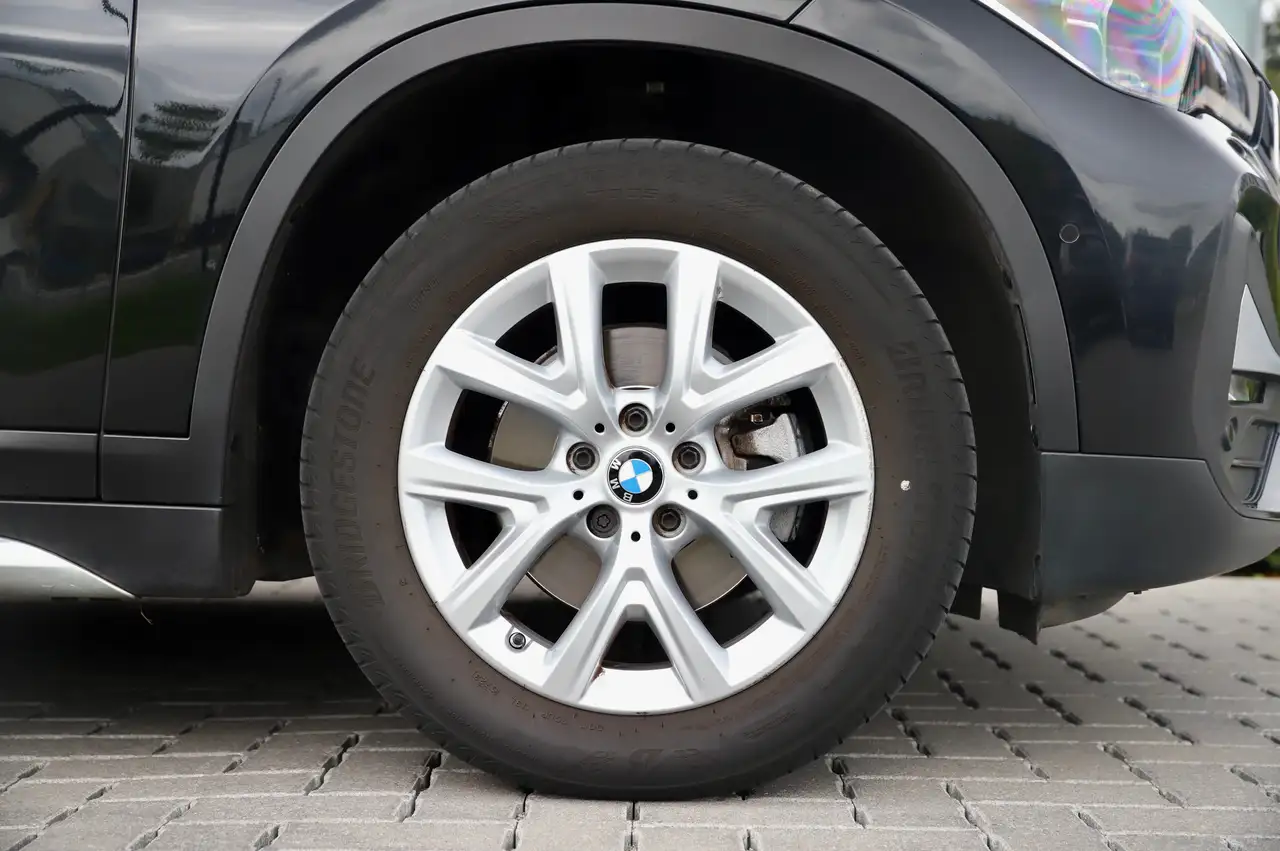 BMW X1 sDrive18 1.5iA LED Cruise Leder DAB Navi Zetelverwarming Ambient Lane Assist ..., миниатюра 10