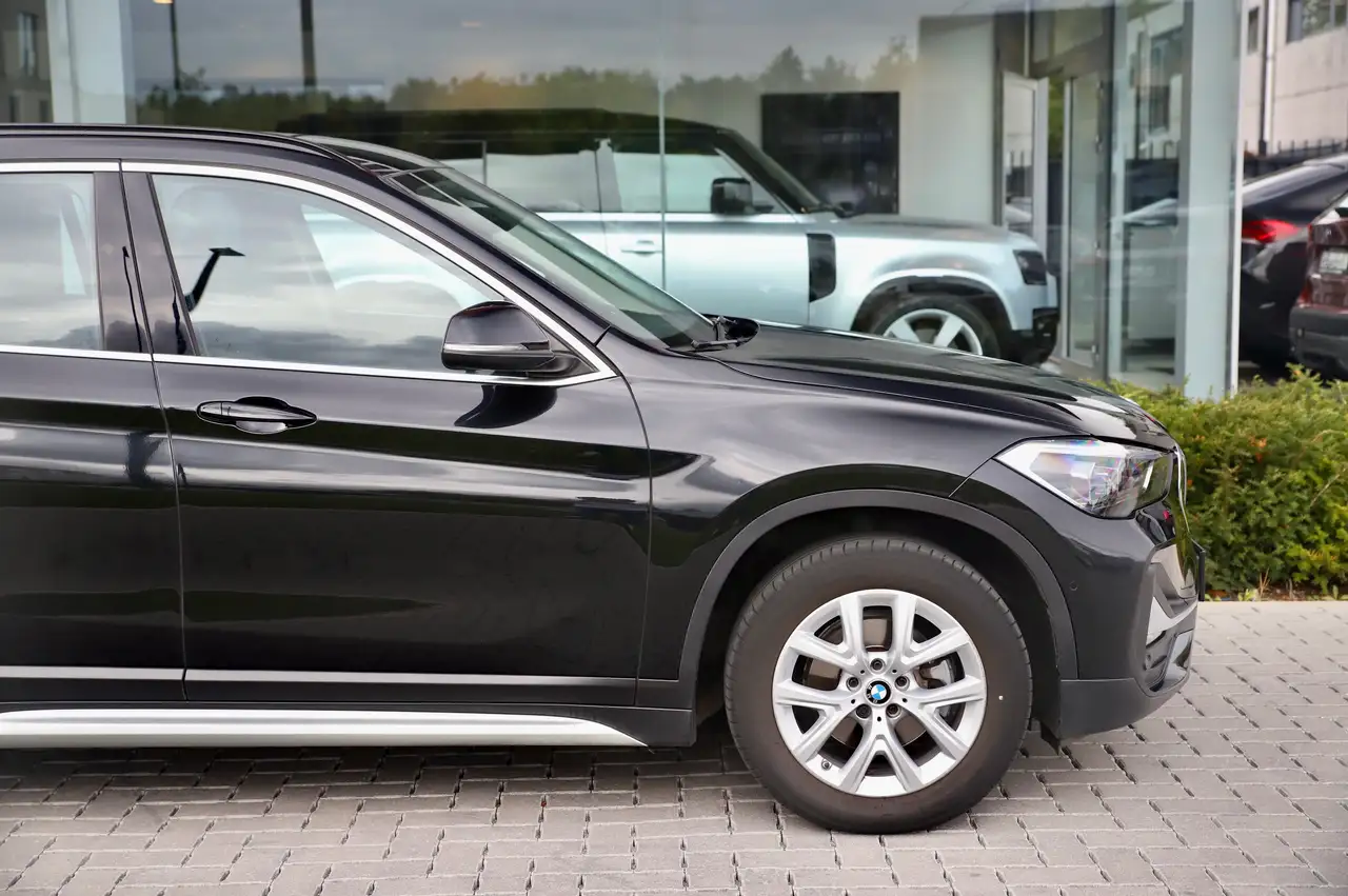 BMW X1 sDrive18 1.5iA LED Cruise Leder DAB Navi Zetelverwarming Ambient Lane Assist ..., миниатюра 9