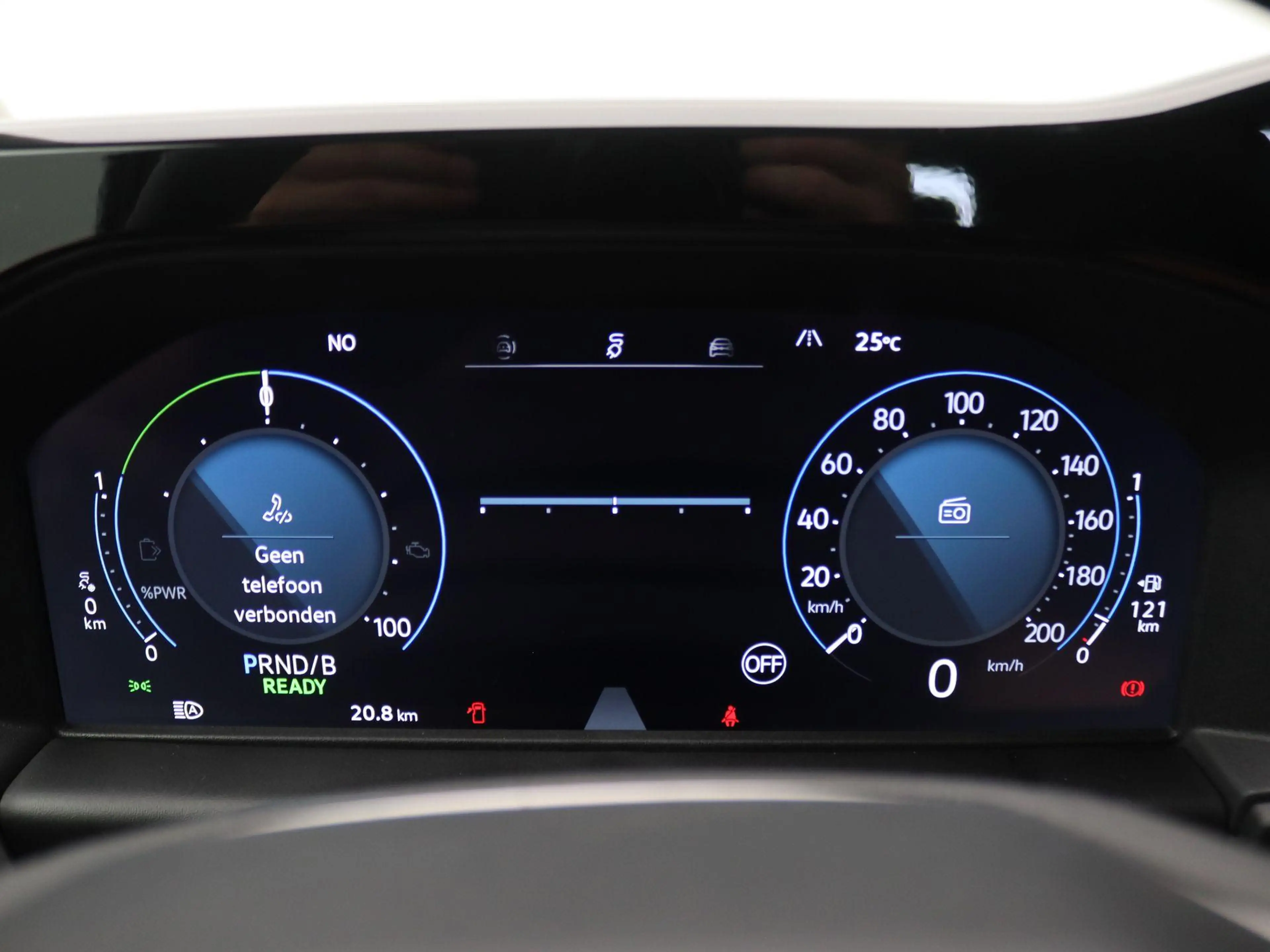 Volkswagen Transporter Caravelle 2.5 L2H1 eHybrid Style 231PK Aut. 360gr. — photo 6