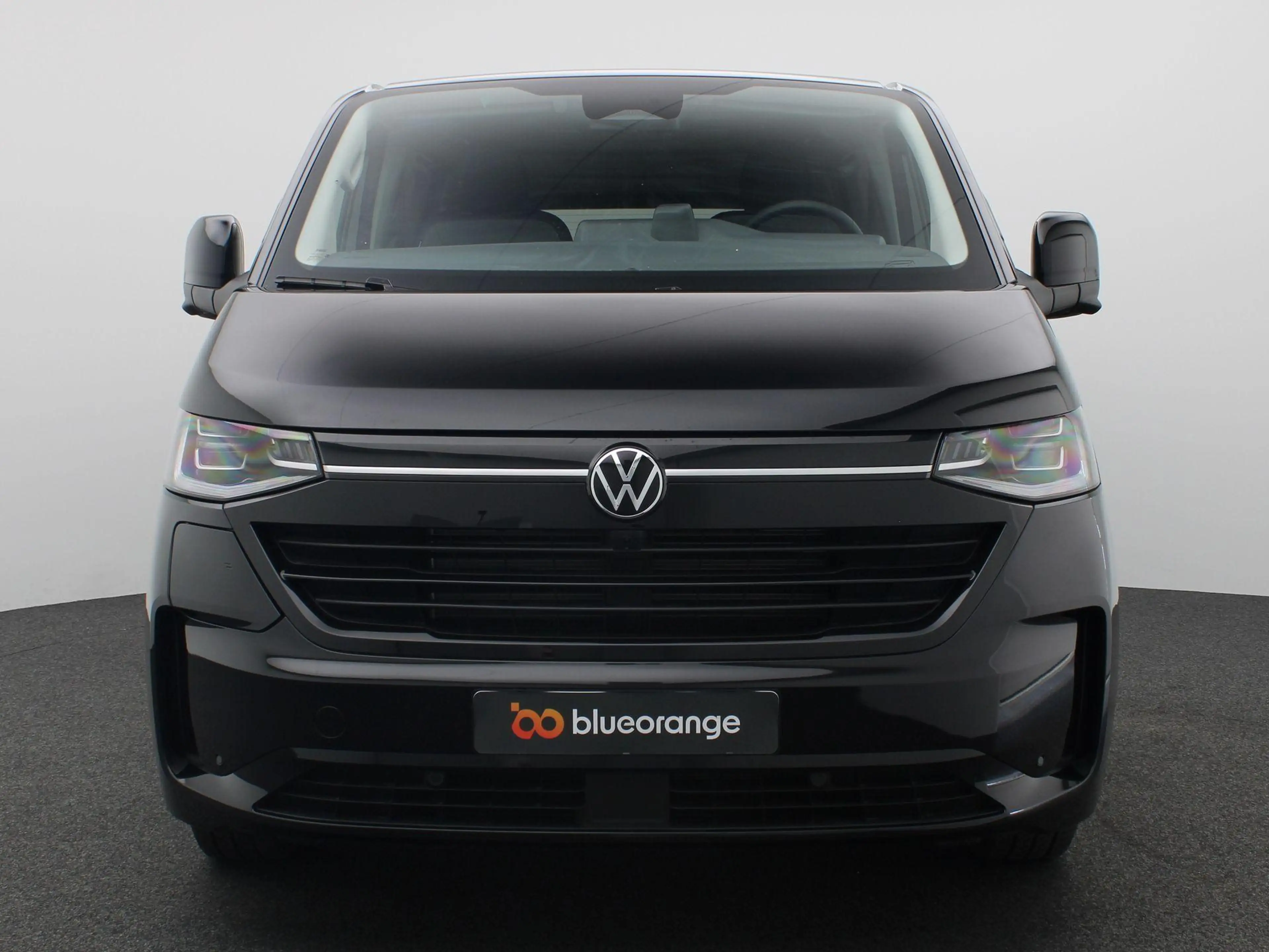 Volkswagen Transporter Caravelle 2.5 L2H1 eHybrid Style 231PK Aut. 360gr. — photo 13