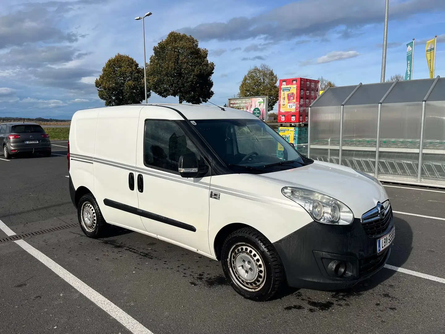 Opel Combo Weiß - 1