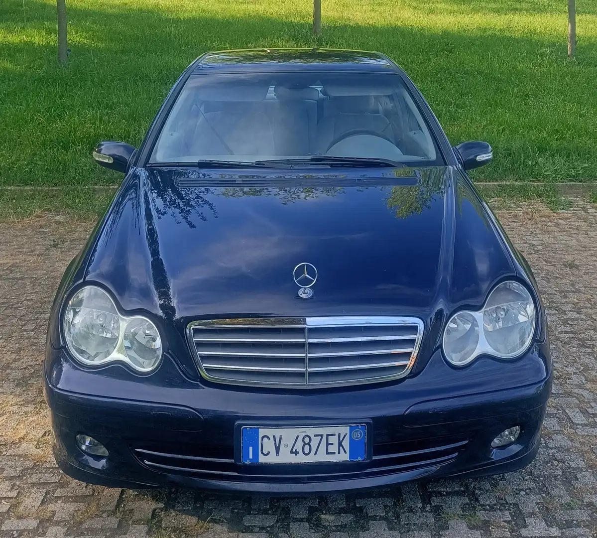 Mercedes-Benz C 220 cdi Classic plava - 1