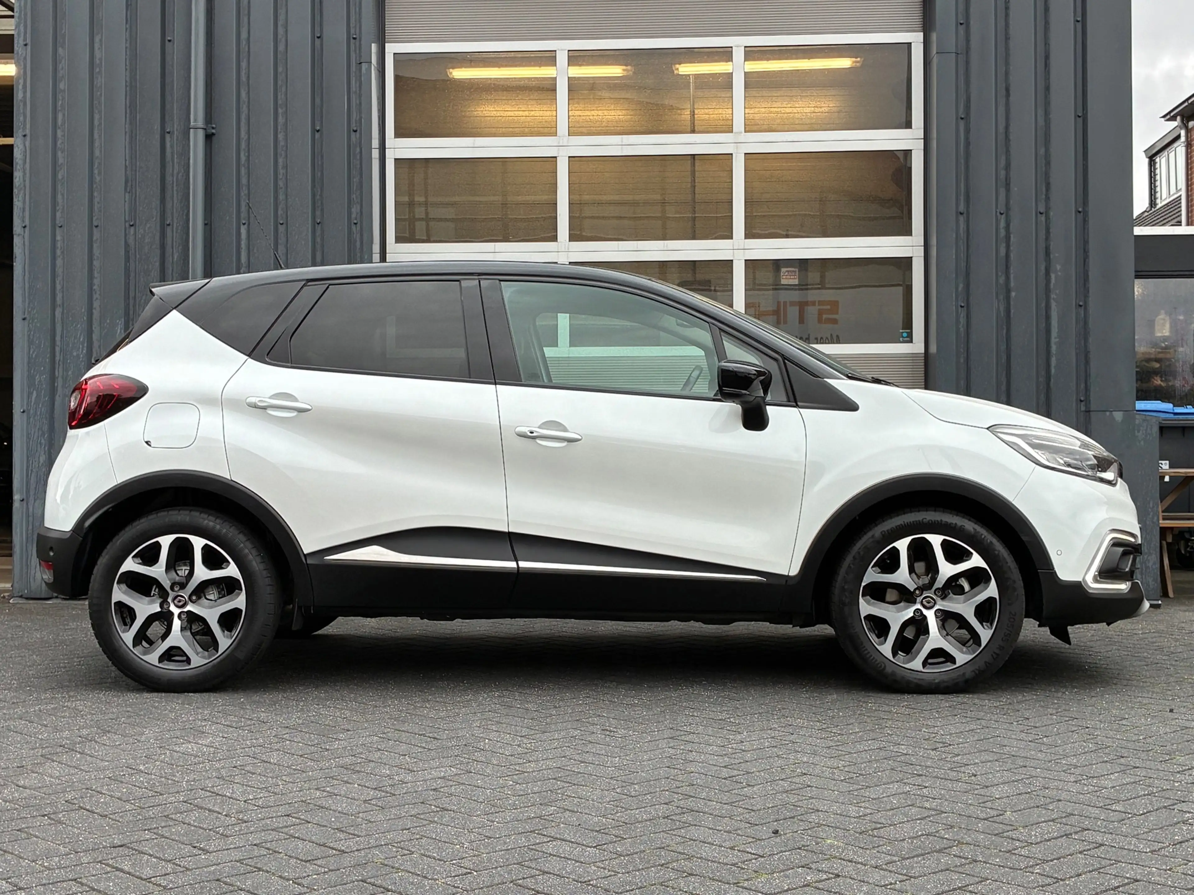 Renault Captur 1.3 TCe Intens Automaat Climate controle Navigatie — photo 2