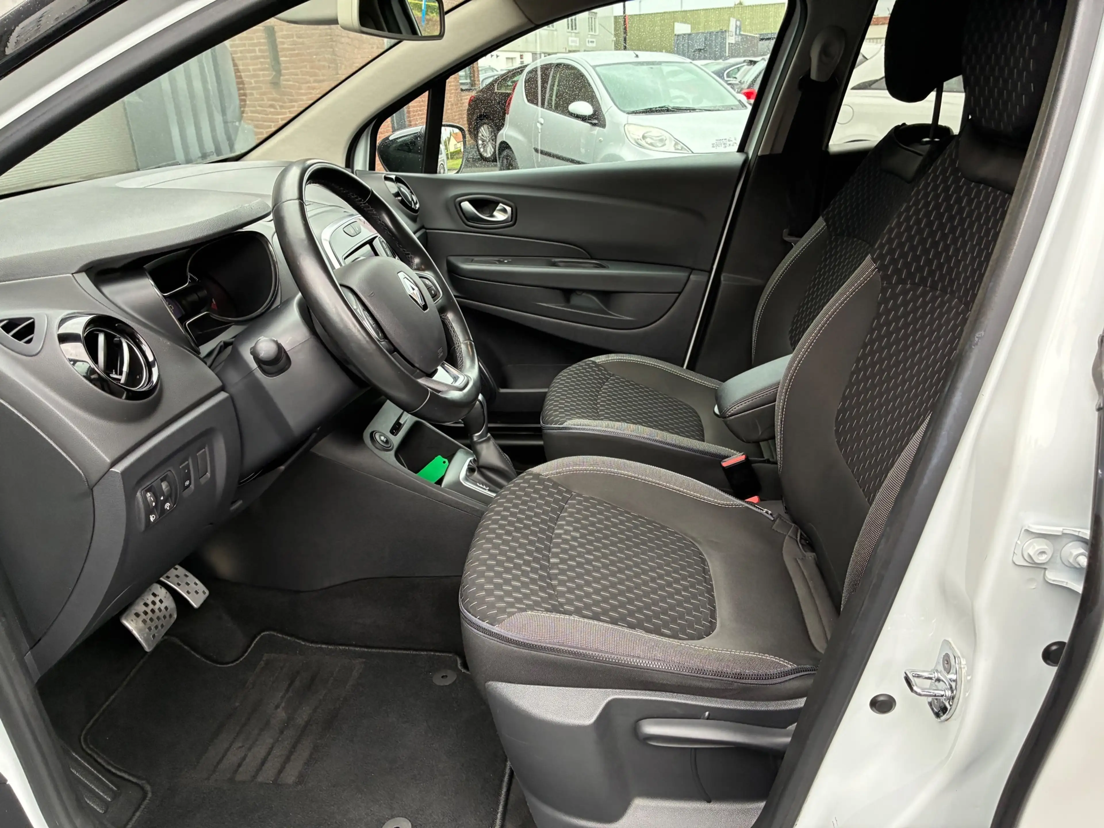 Renault Captur 1.3 TCe Intens Automaat Climate controle Navigatie — photo 8