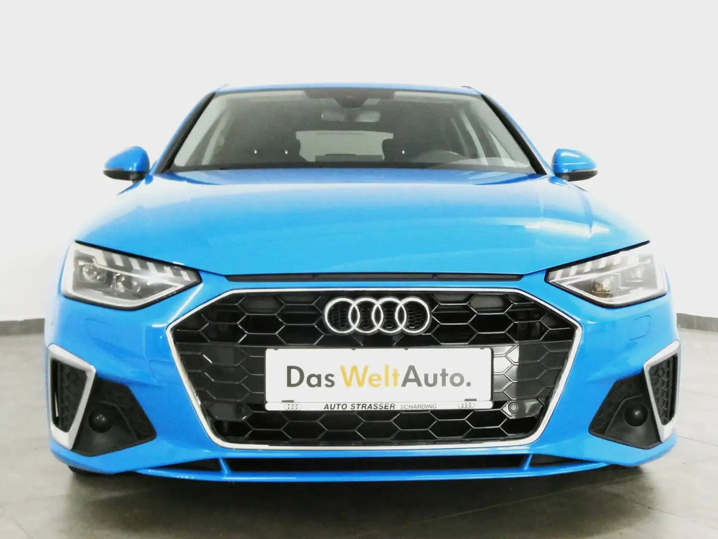 Audi A4 "S-Line" Turboblau Matrix Navi virtual DAB Standh Blau - 2