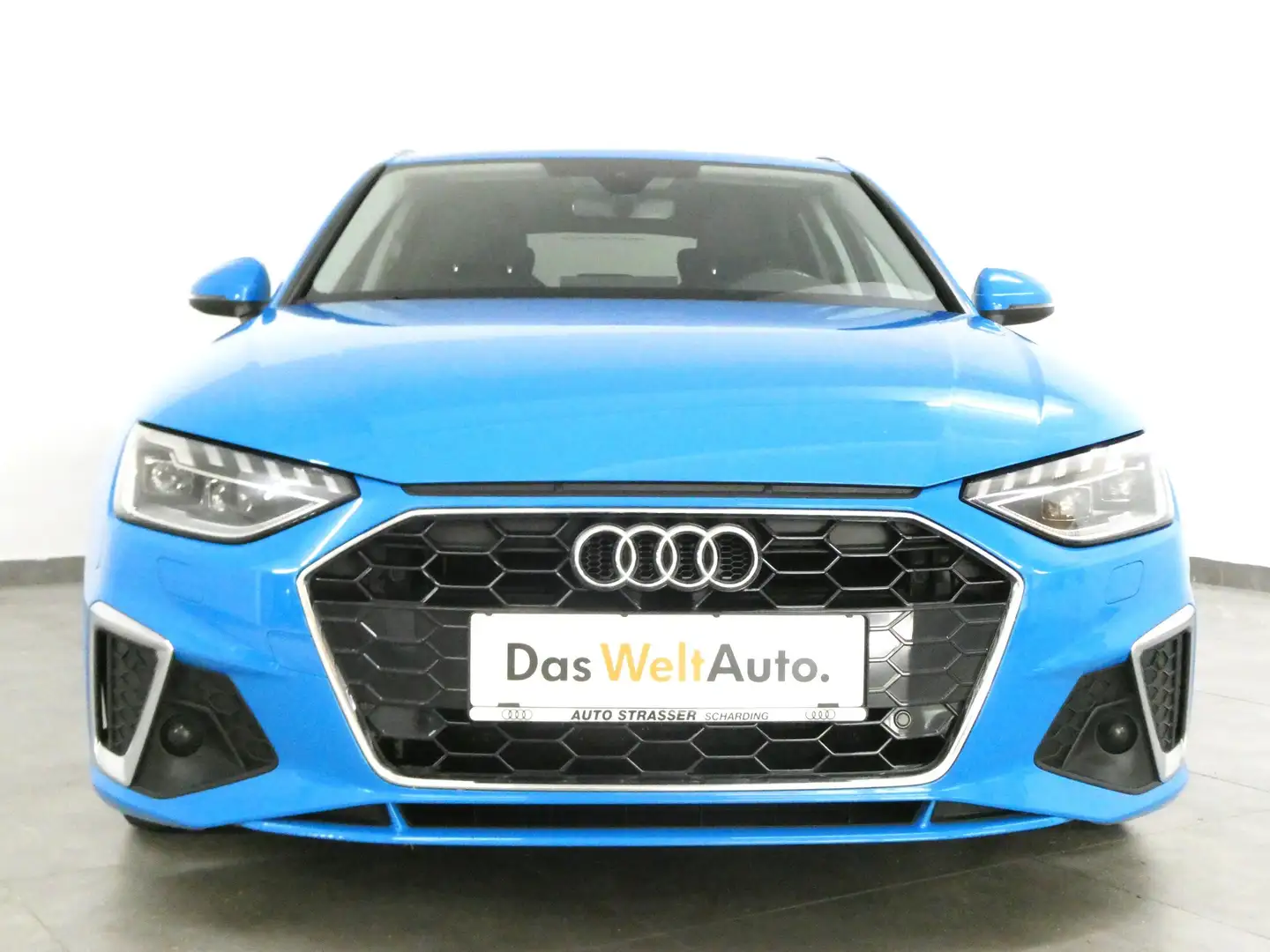 Audi A4 "S-Line" Turboblau Matrix Navi virtual DAB Standh Blau - 2