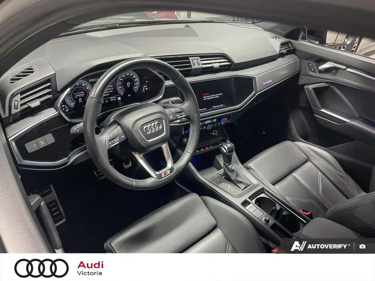 Audi Q3 photo Audi Q3