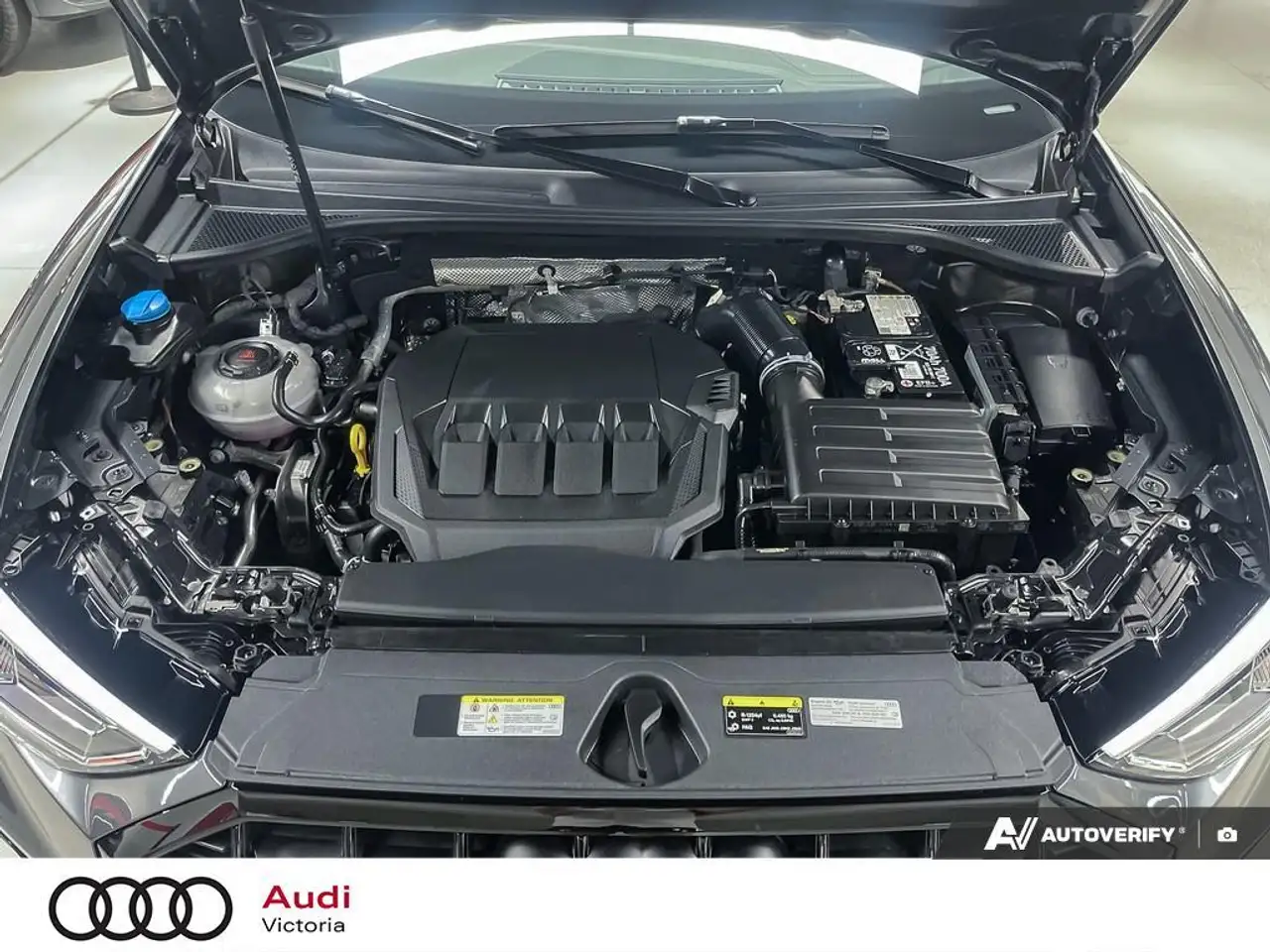 Audi Q3 photo Audi Q3
