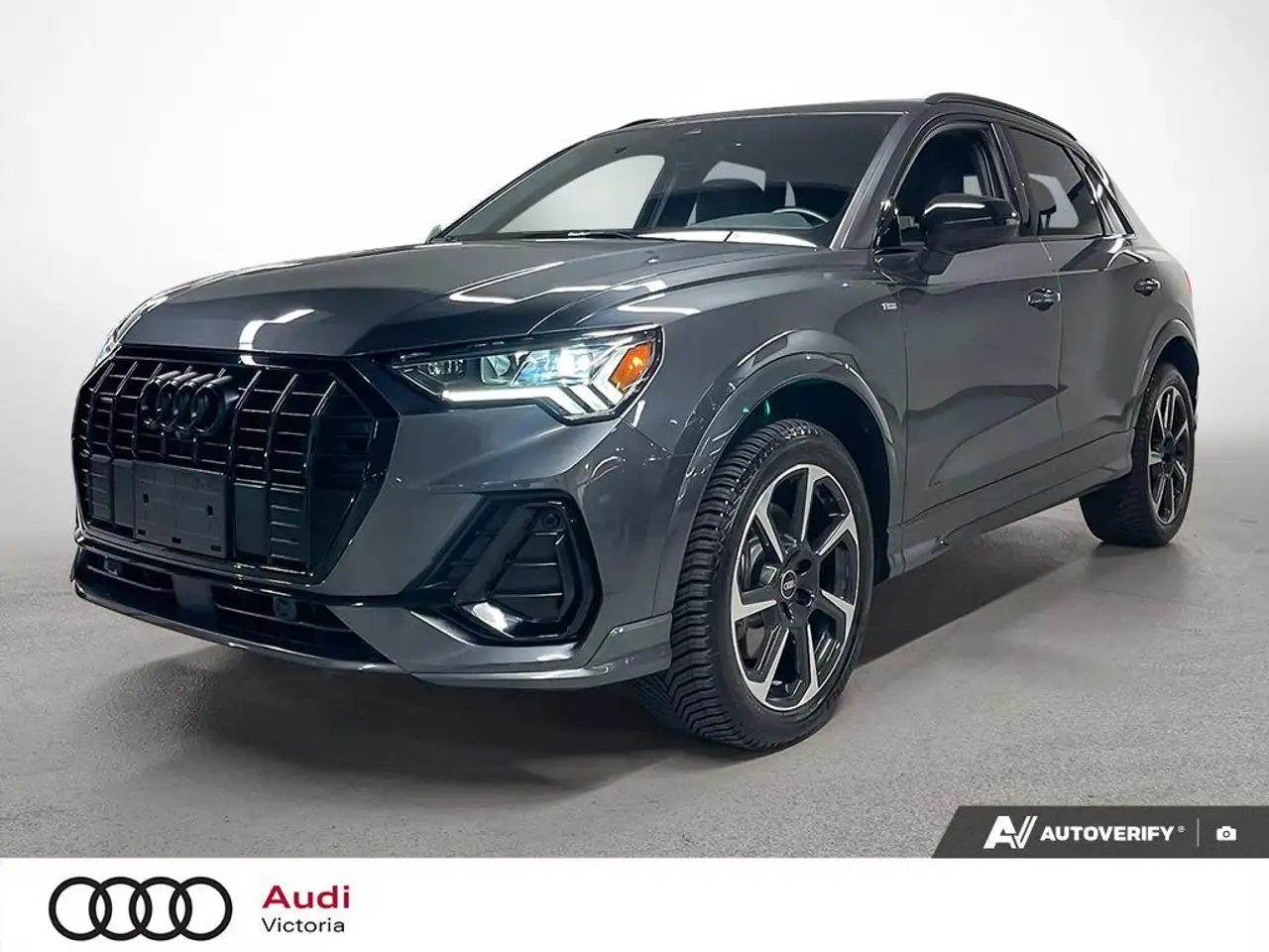 2024 Audi Q3 photo 2024 Audi Q3