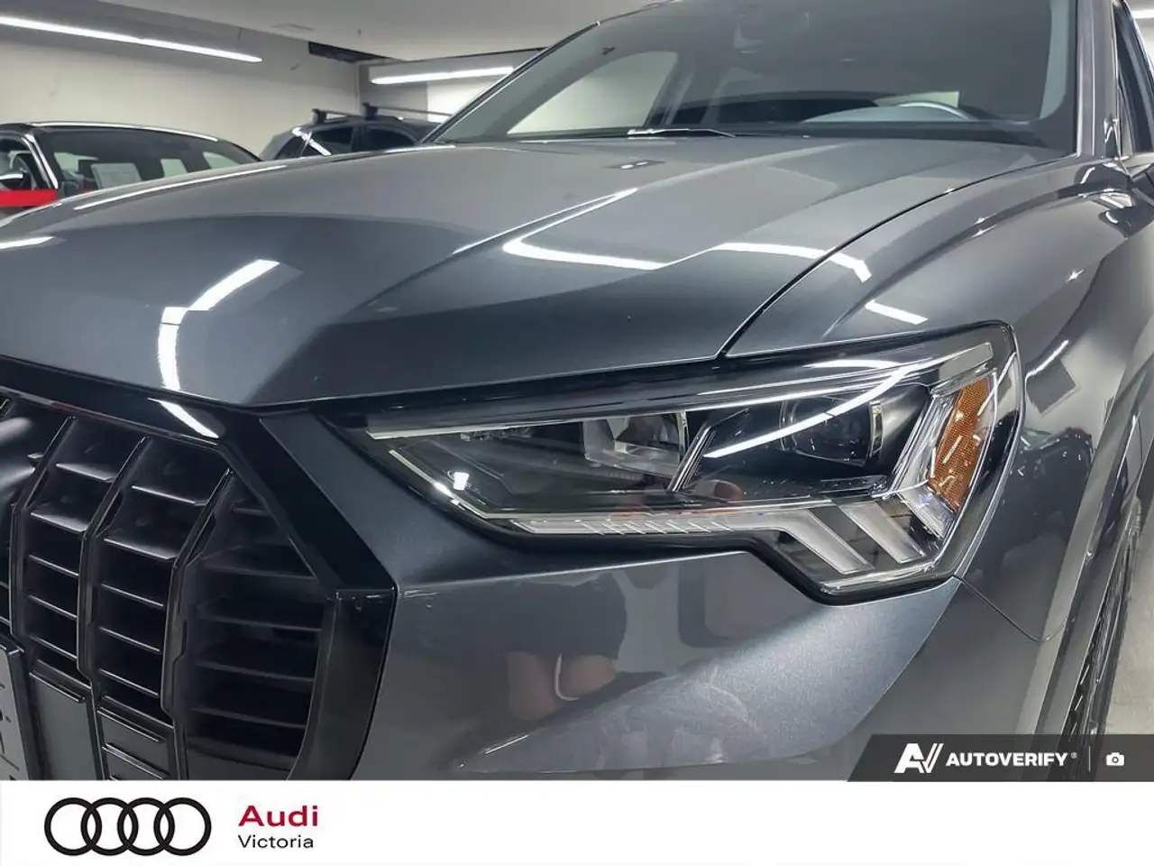 Audi Q3 photo Audi Q3