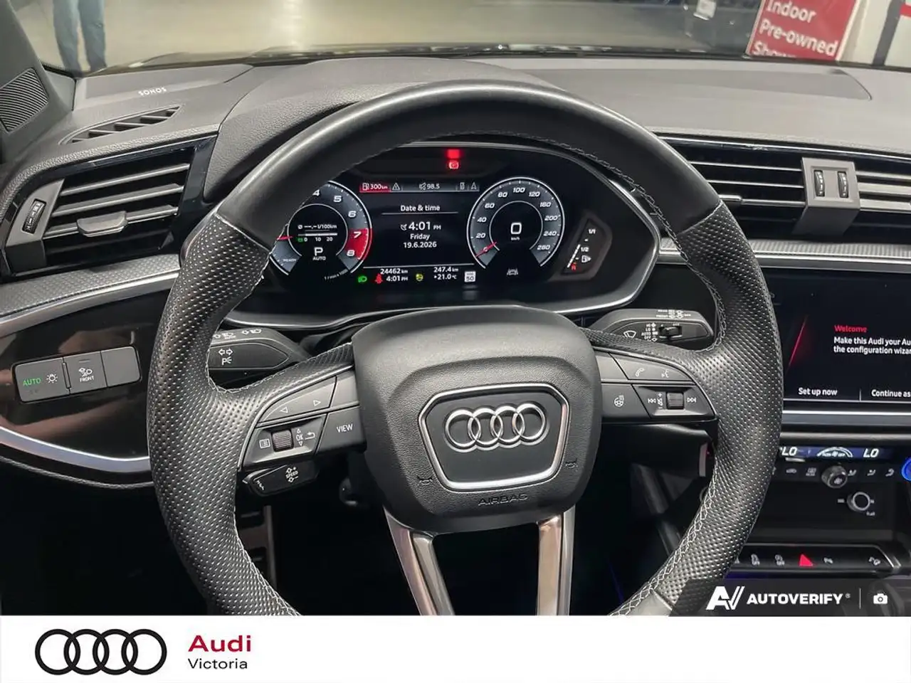 Audi Q3 photo Audi Q3
