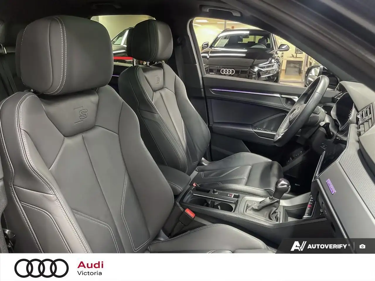 Audi Q3 photo Audi Q3