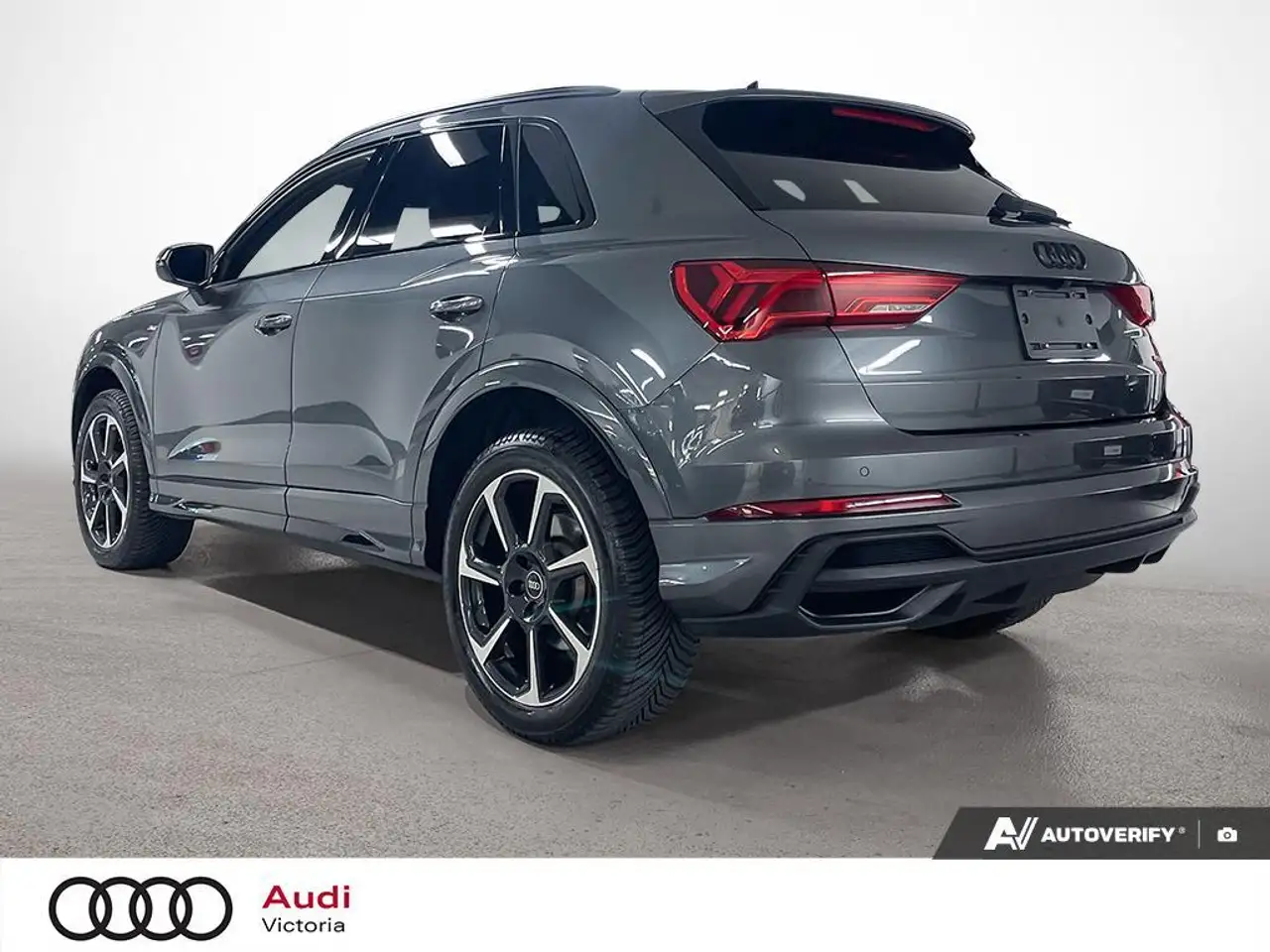 Audi Q3 photo Audi Q3