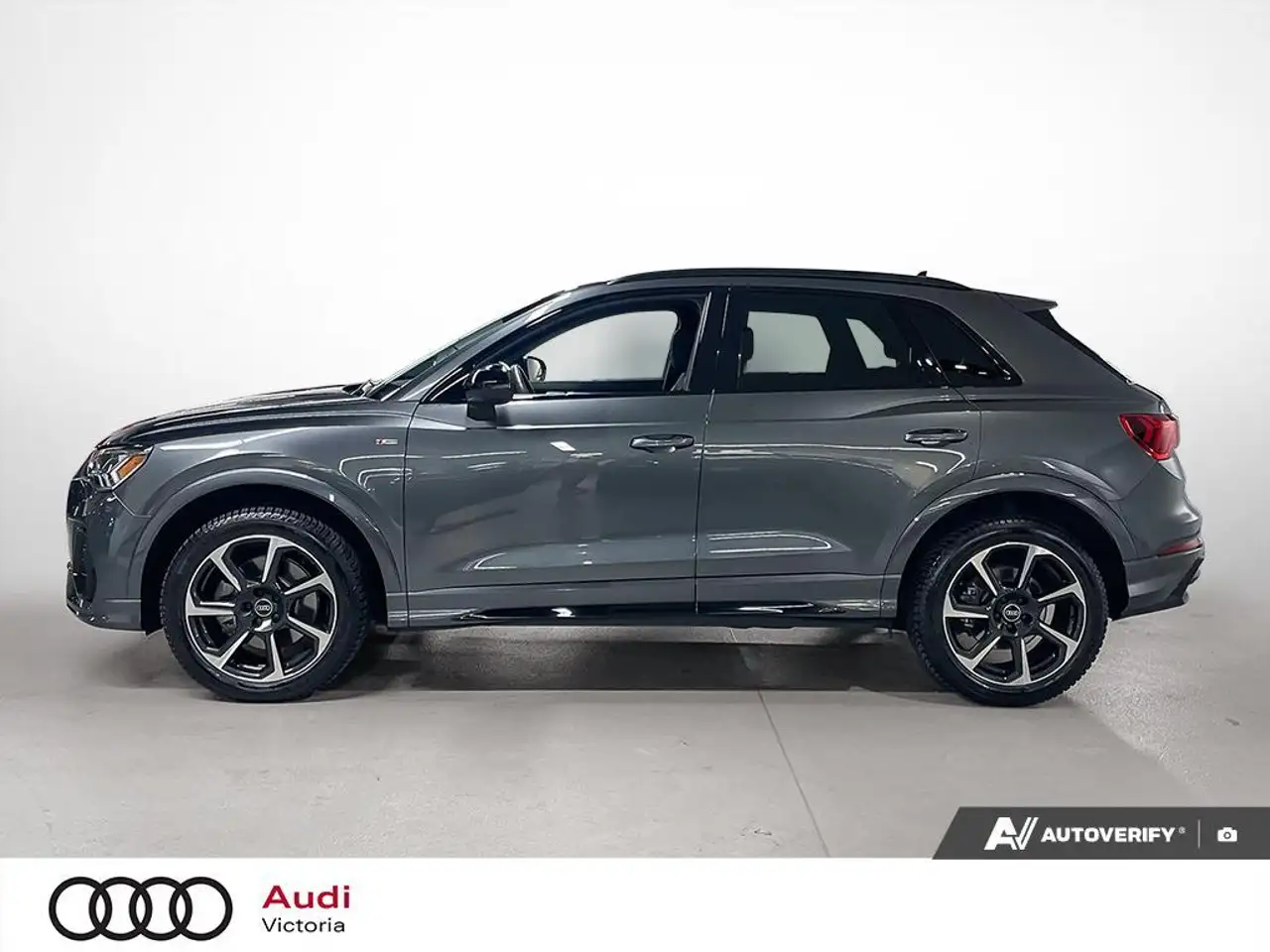 Audi Q3 photo Audi Q3