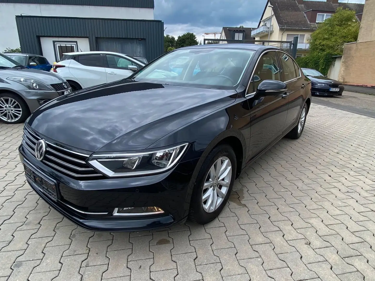 Volkswagen Passat Lim. Comfortline BMT/Start-Stopp Schwarz - 1