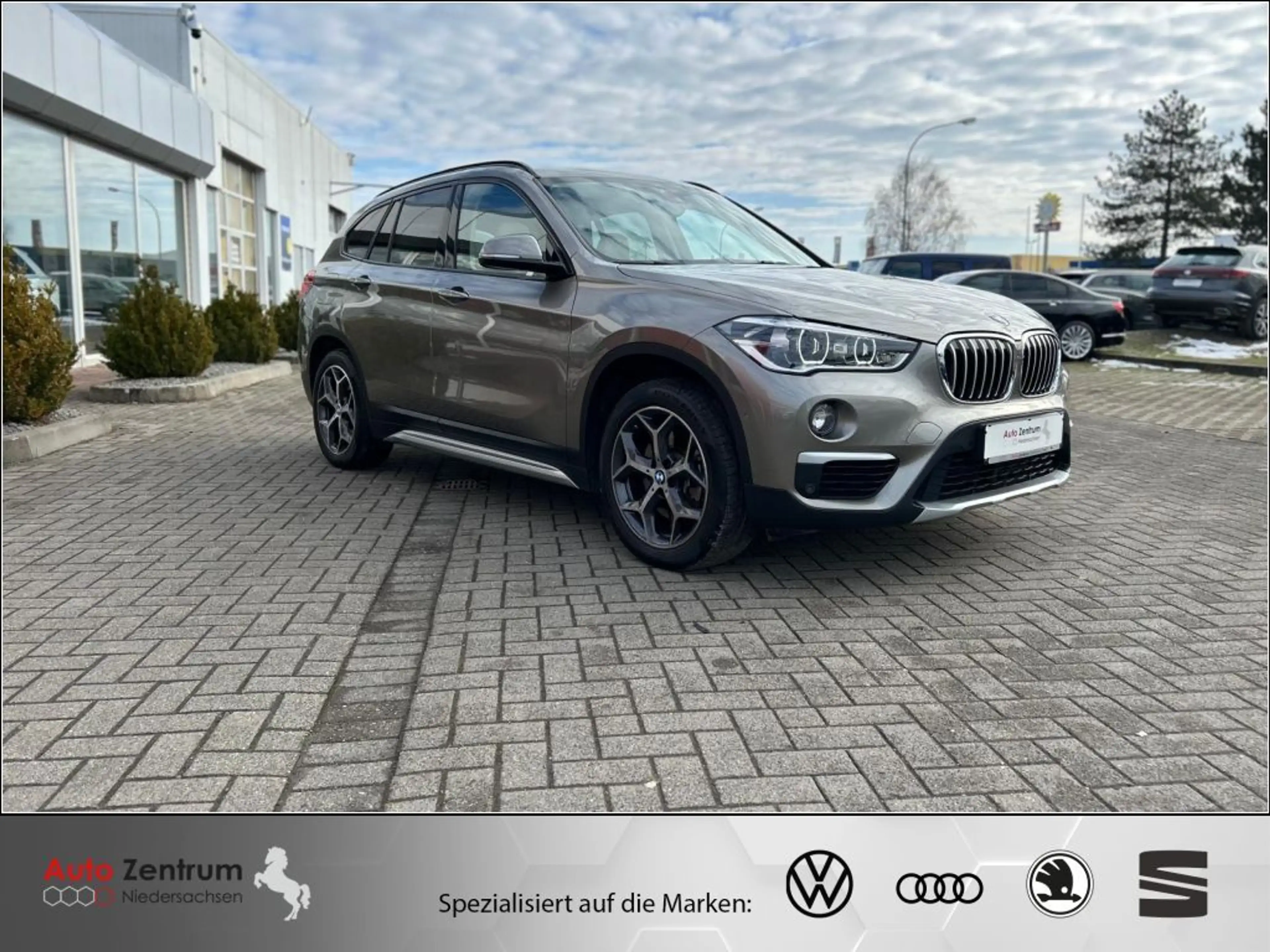 BMW X1 xDrive25d xLine ab 144 EUR ohne Anzahlung AHK*PANO — photo 3