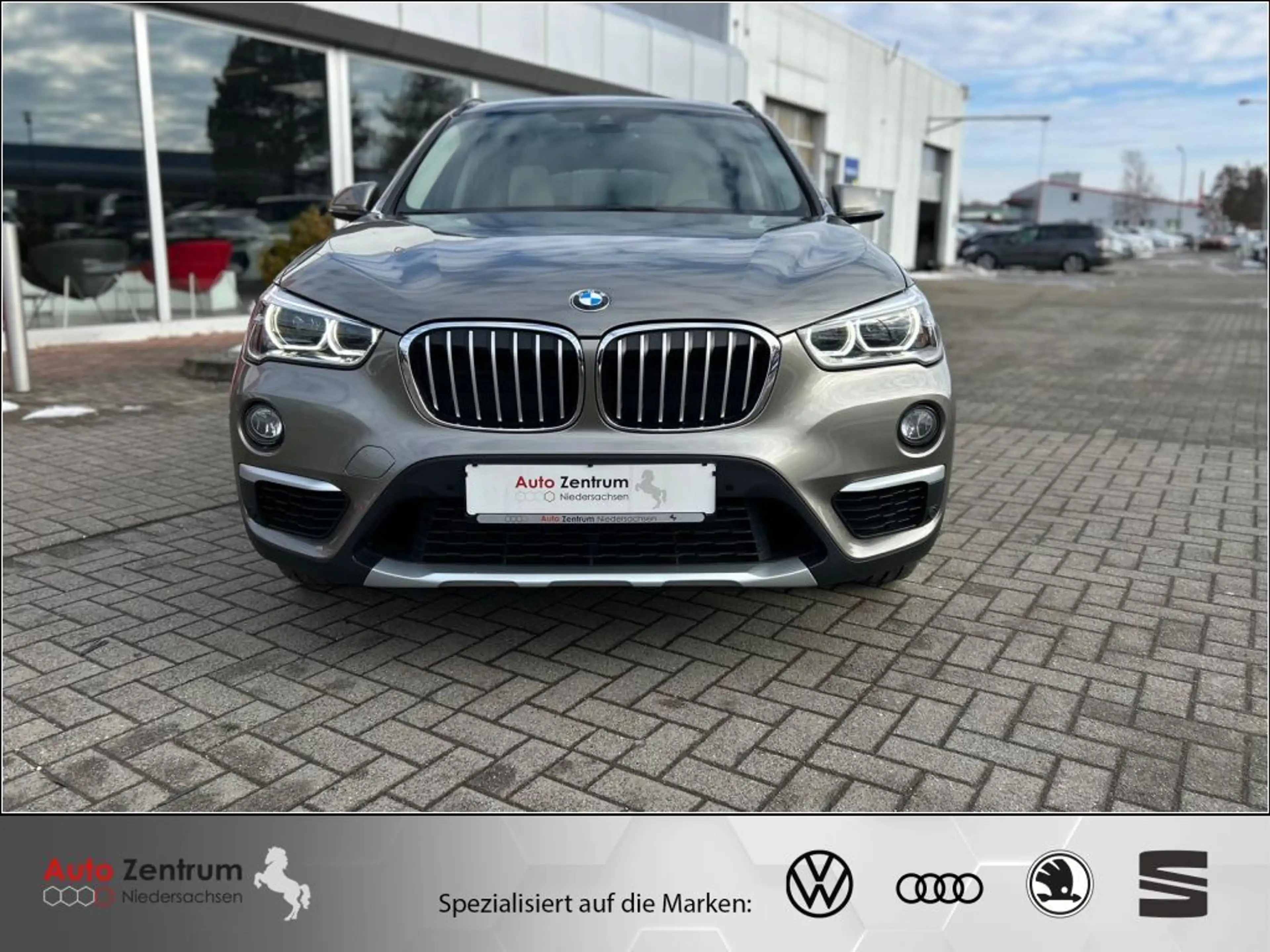 BMW X1 xDrive25d xLine ab 144 EUR ohne Anzahlung AHK*PANO — photo 2