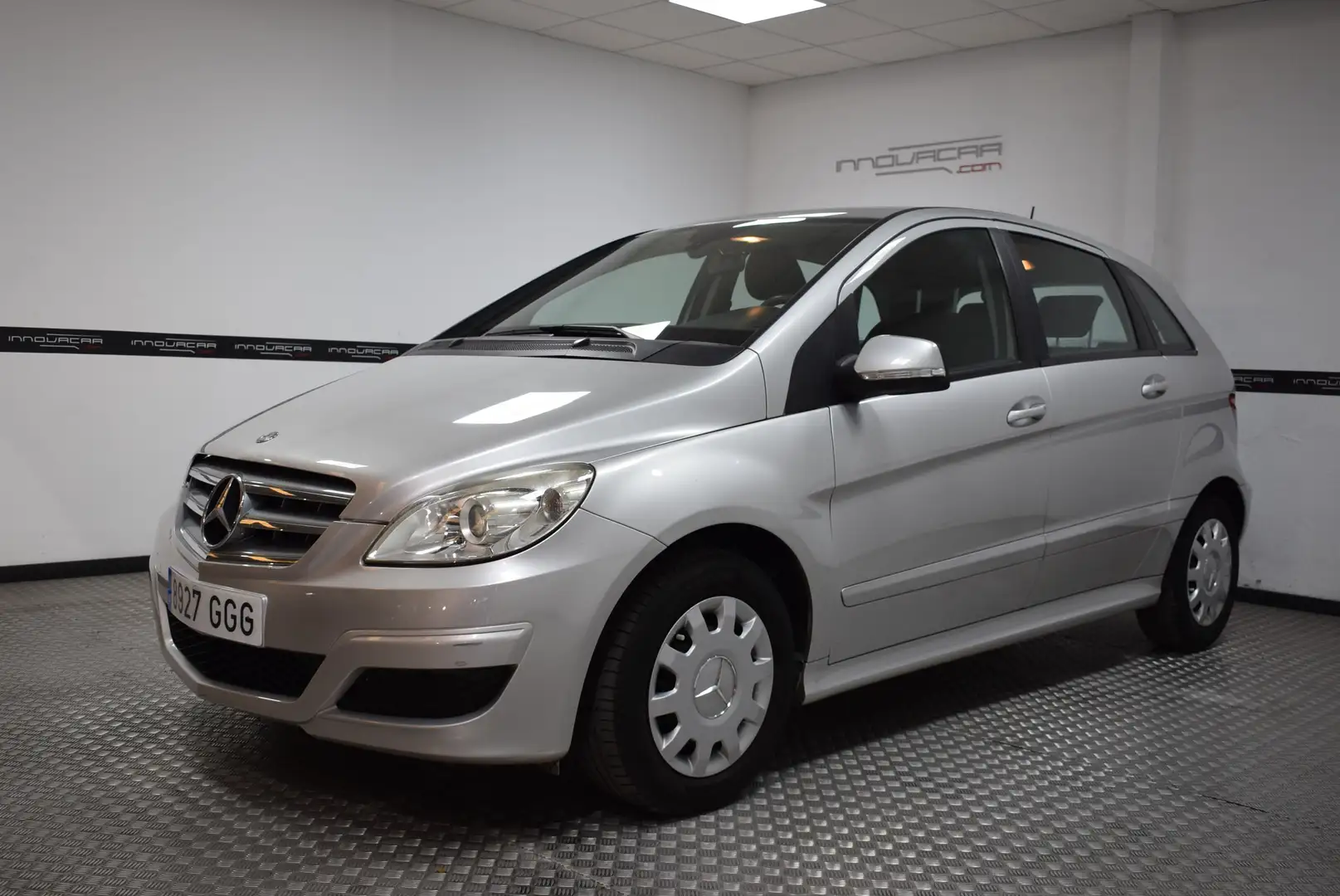 Mercedes-Benz B 150 Gris - 1