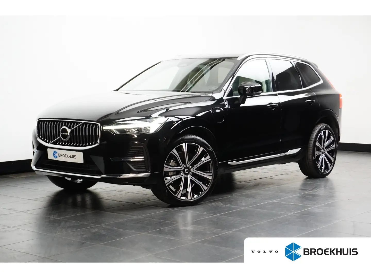 Volvo XC60 T6 Plug-in hybrid AWD Plus Bright | Achterbank ver Zwart - 1
