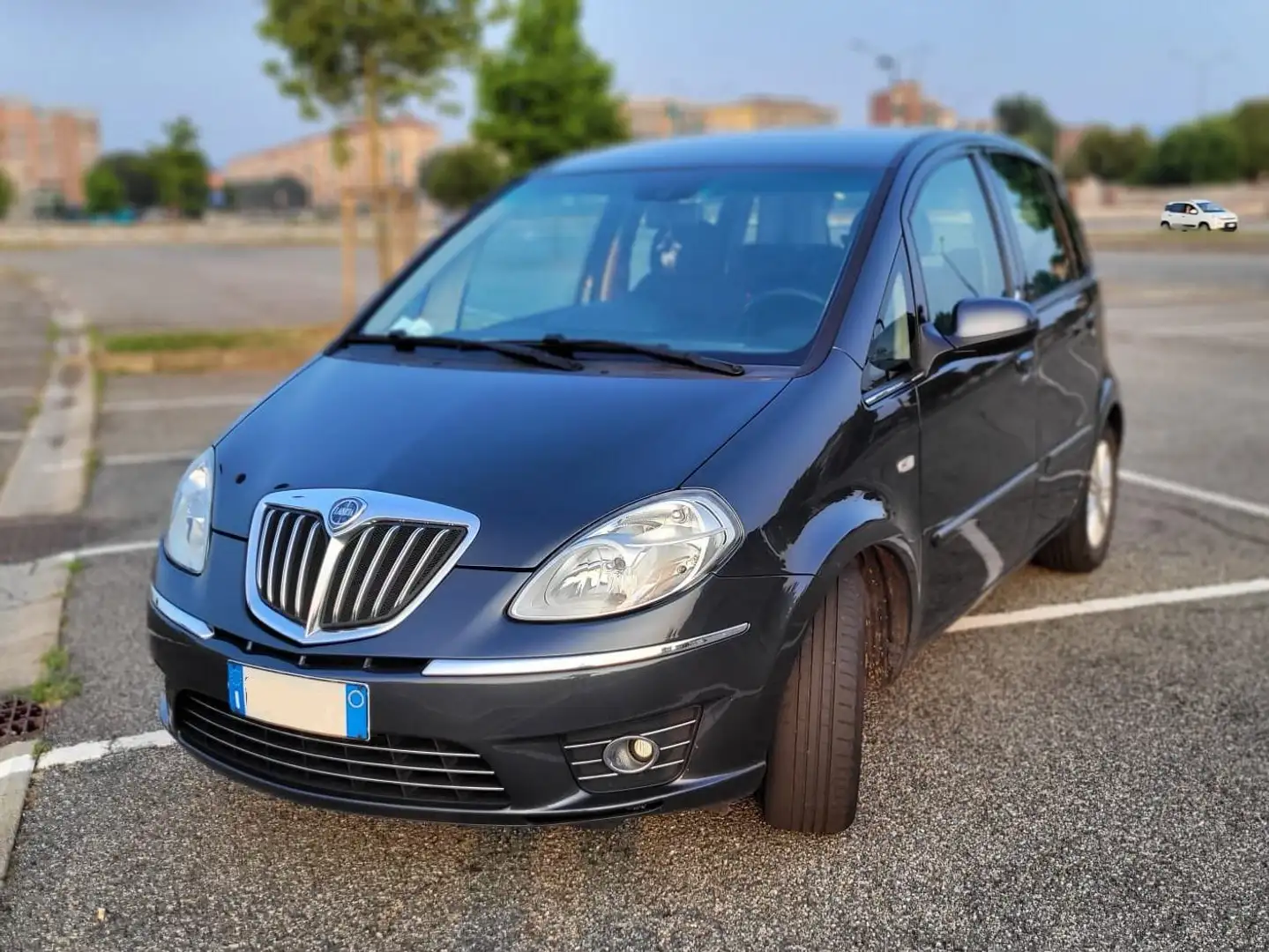 Lancia MUSA Musa II 2007 1.4 8v Diva (argento) ecochic Gpl - 1