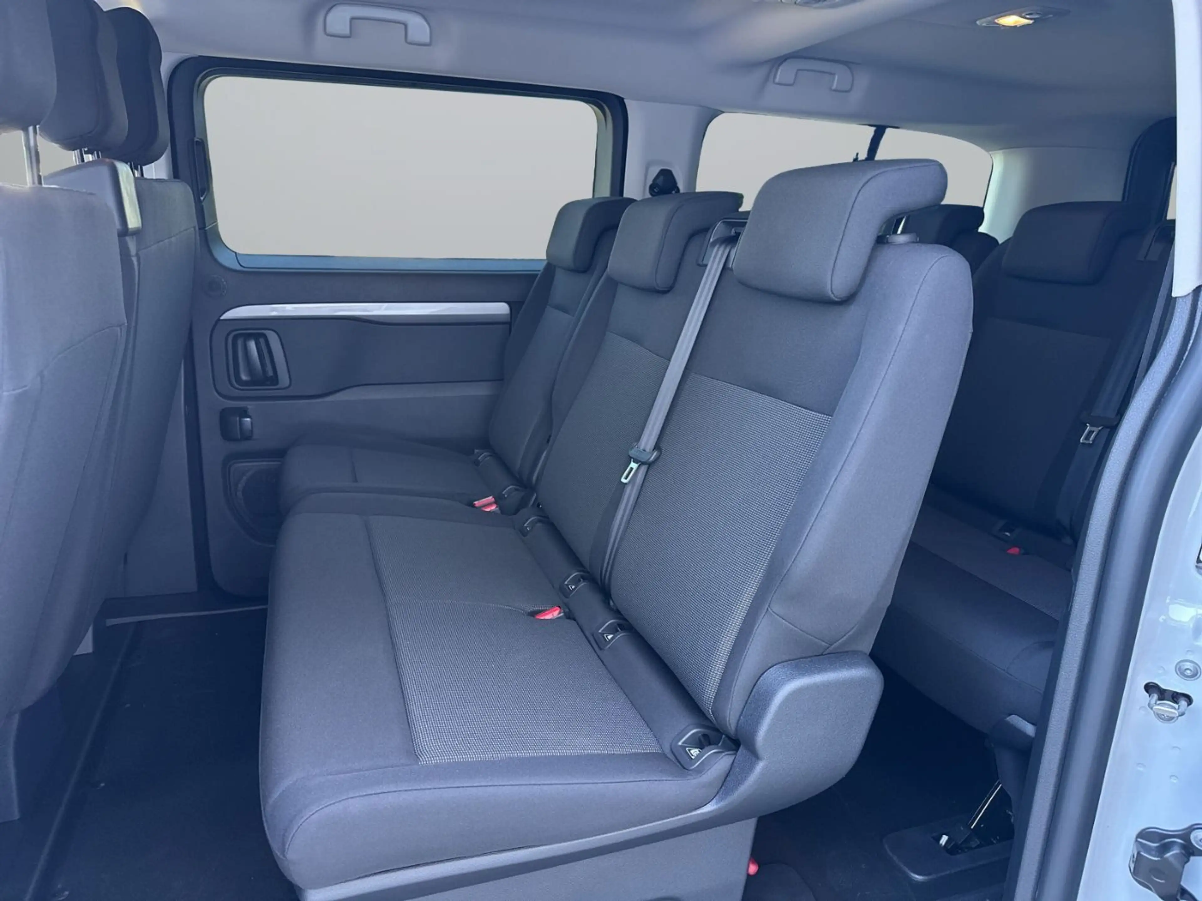Peugeot Traveller 2.2 Diesel L3 ACTIVE LED+SHZ+Winterp. — photo 10
