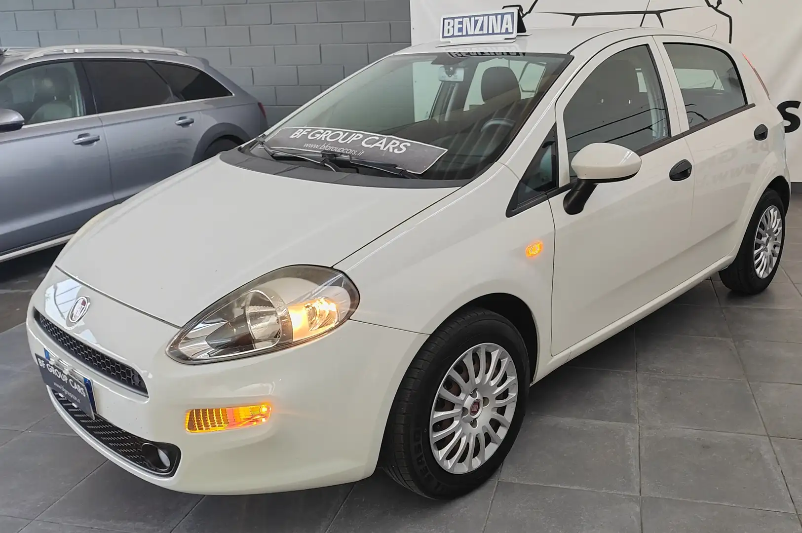 Fiat Grande Punto Grande Punto 5p 1.2 Actual *offerta SUMMER 25* Білий - 1