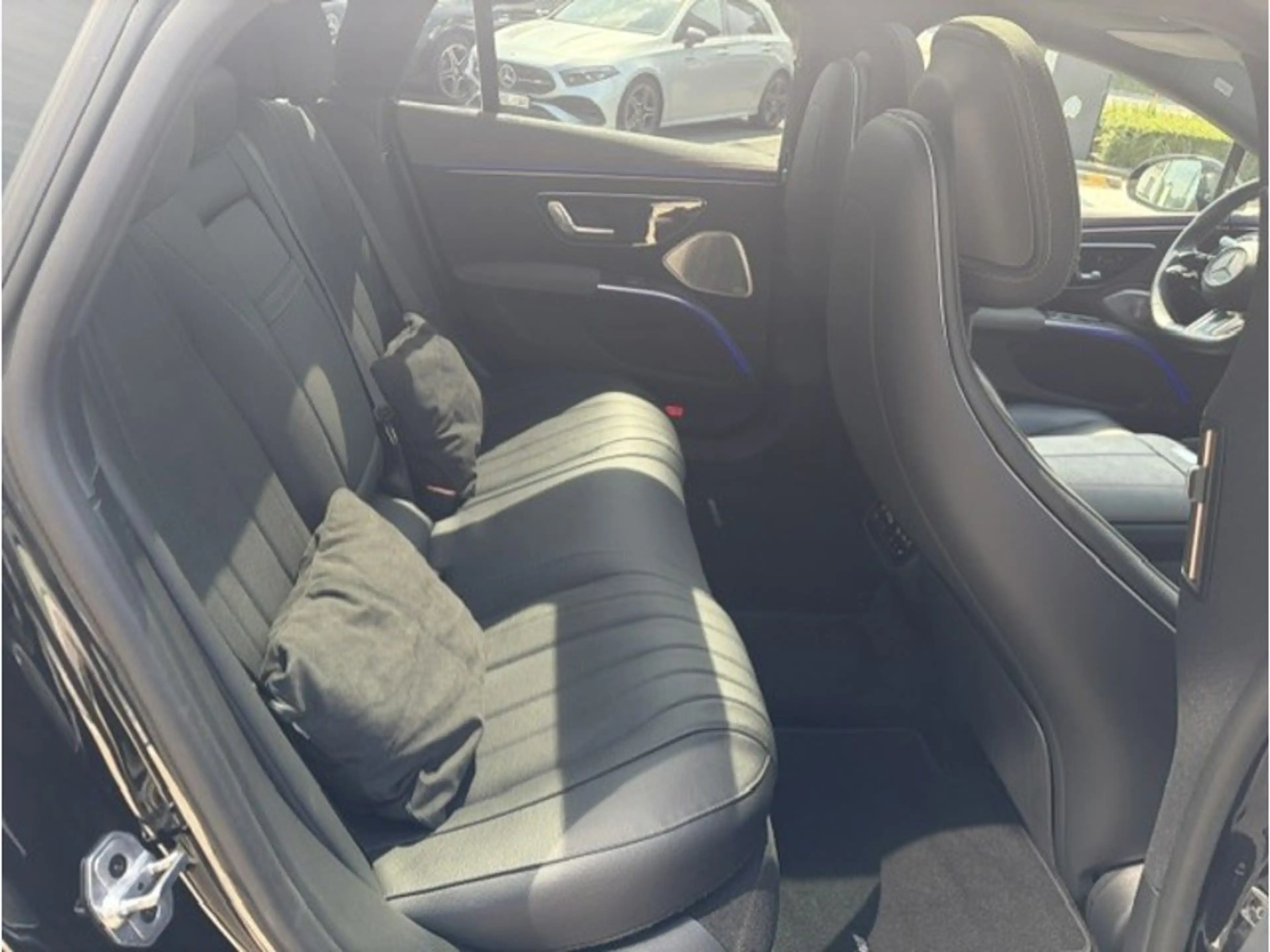 Mercedes-Benz EQS 450+ Berline AMG Pack Night Pano — photo 13