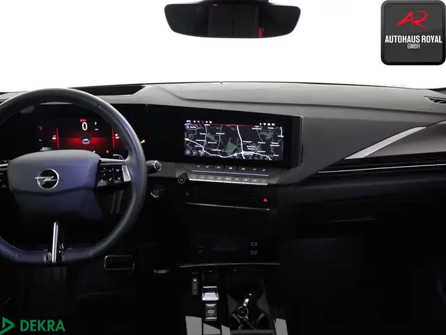 Opel Astra view 9